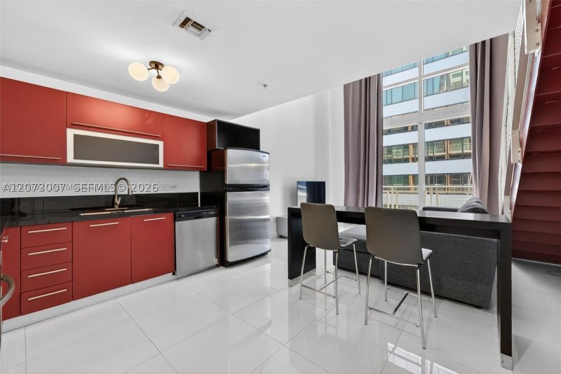 Property photo # 7