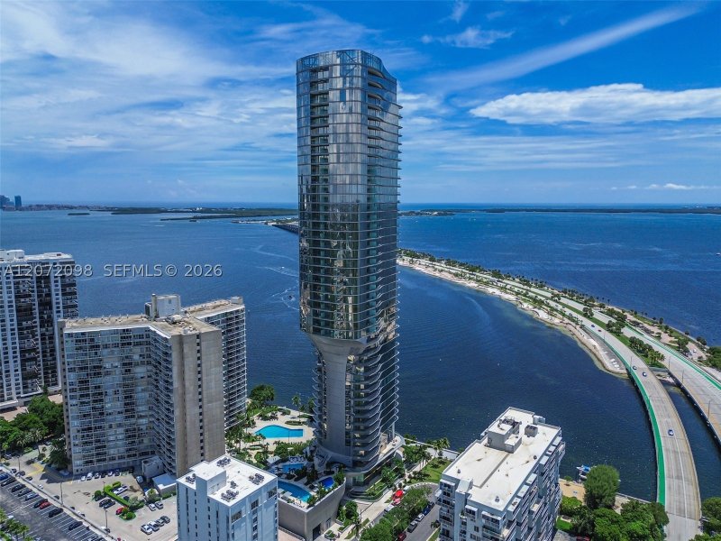 Una Residences at Brickell Apt #PH4301