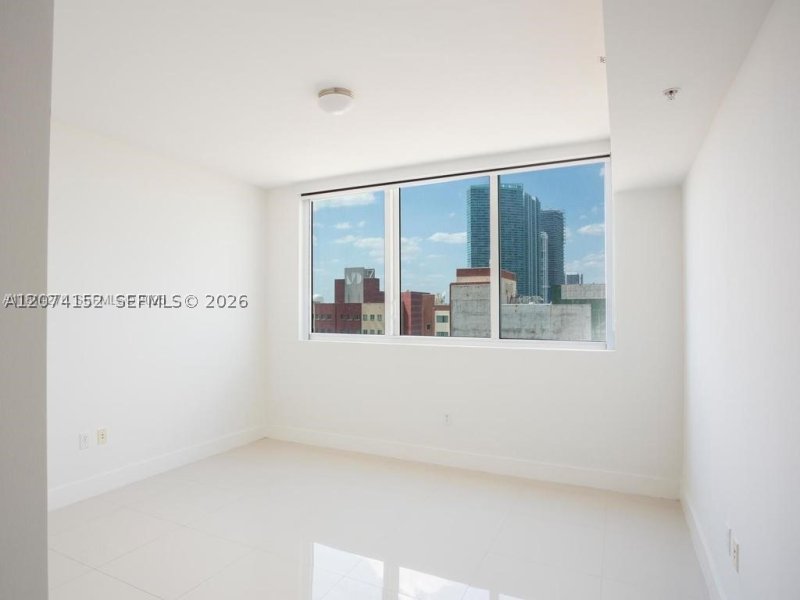 Alquiler de apartamento en Vizcayne Everglades On The Bay 1002