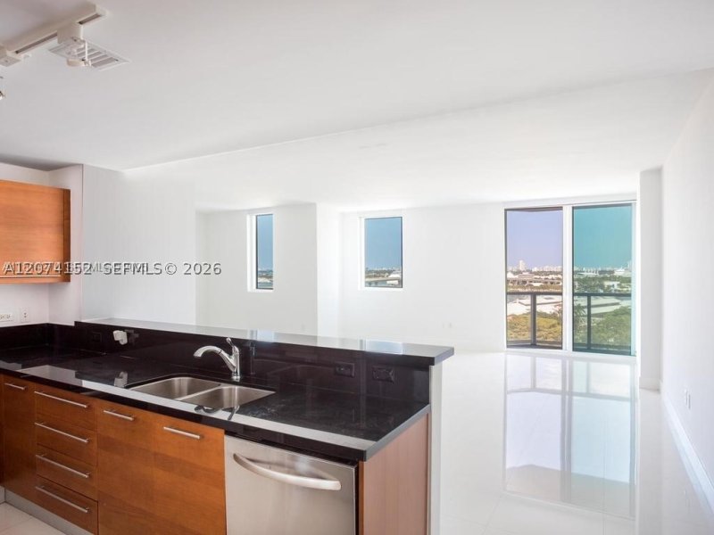 Alquiler de apartamento en Vizcayne Everglades On The Bay 1002