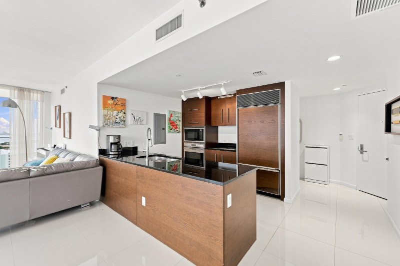 Property photo # 9