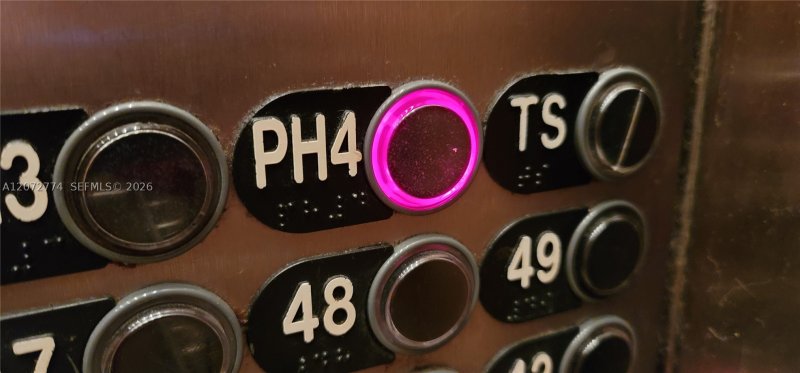 Alquiler de apartamento en Opera Tower 5508