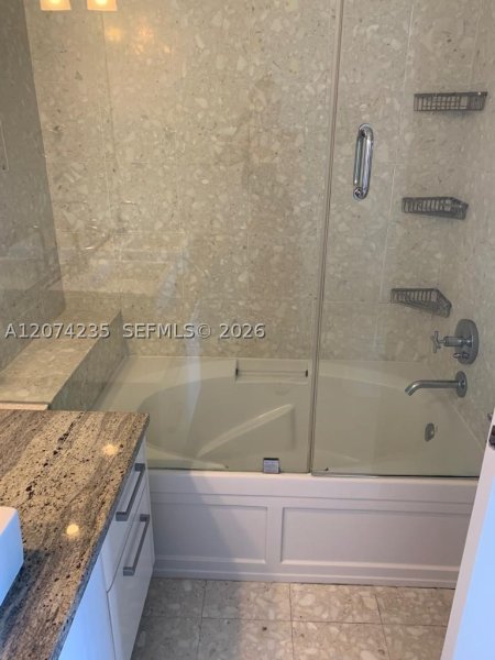 Comprar apartamento no Latitude On The River 4303