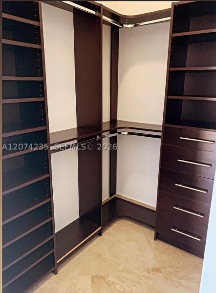 Comprar apartamento no Latitude On The River 4303