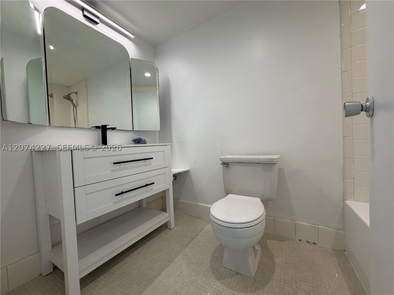 Property photo # 12