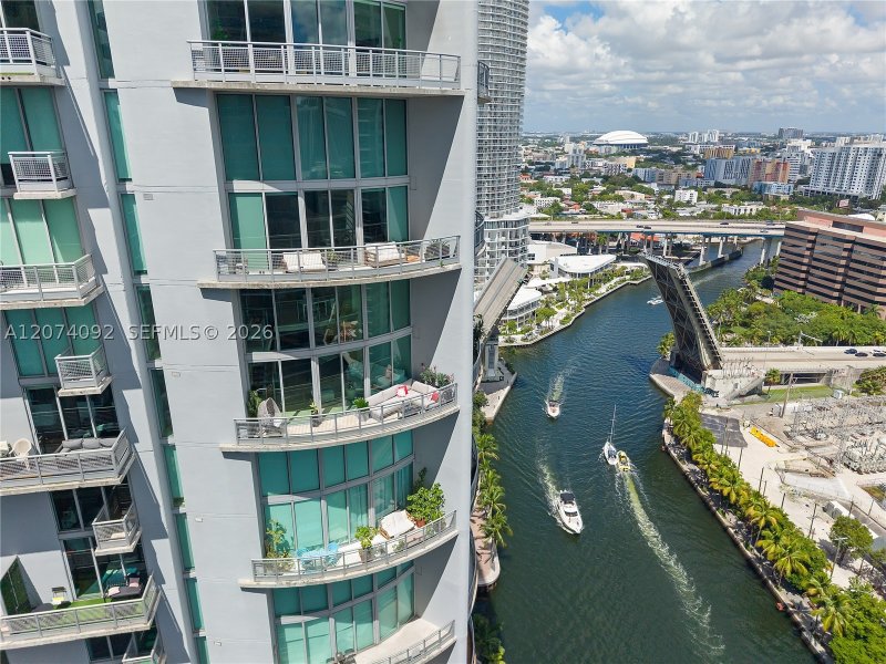 Alquiler de apartamento en Neo Vertika Brickell 2702