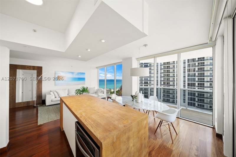 Aluguel de apartamento no Blue Diamond Condo 1005