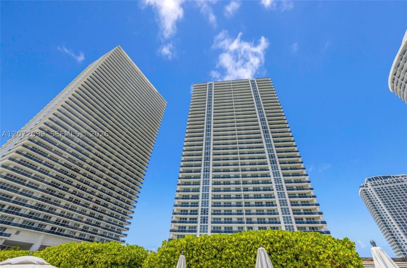 Condo for sale at Beach Club Three 1108