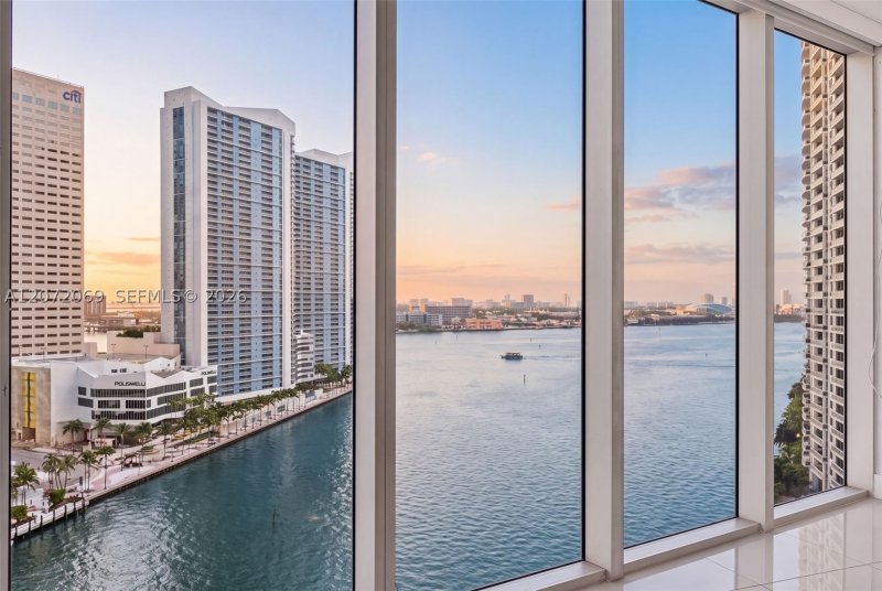 Alquiler de apartamento en Icon Brickell Tower I 1602