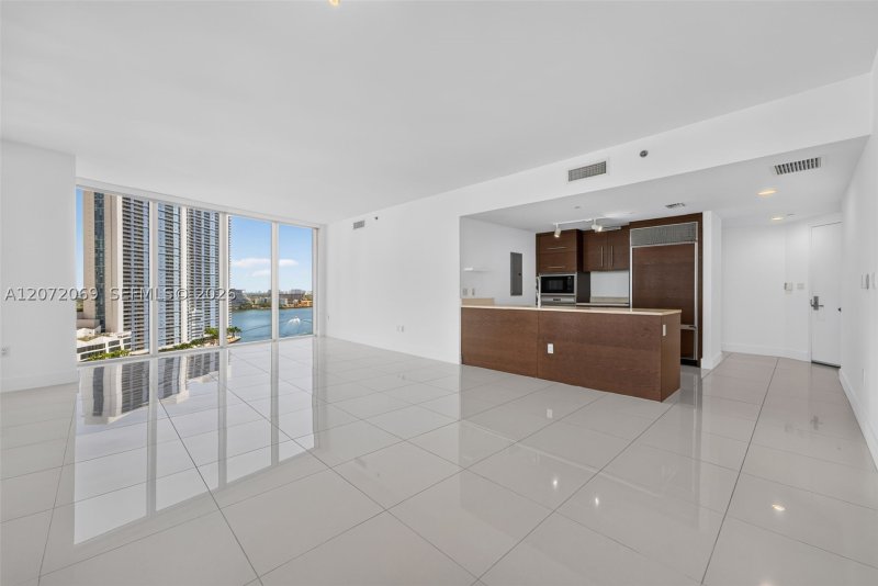 Alquiler de apartamento en Icon Brickell Tower I 1602