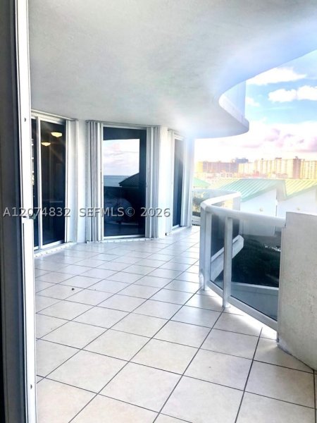 Apartment for rent at Sands Pointe 706
