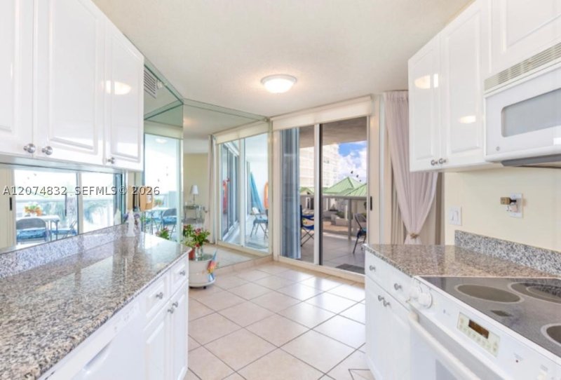 Apartment for rent at Sands Pointe 706