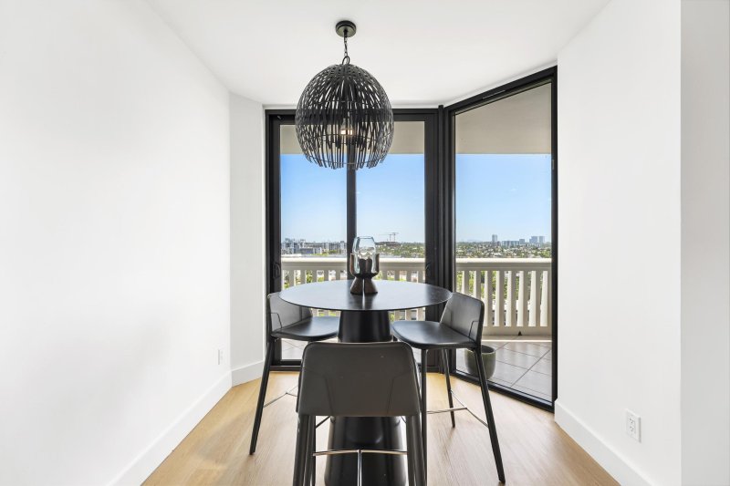 Condo for sale at 2000 Williams Island 903
