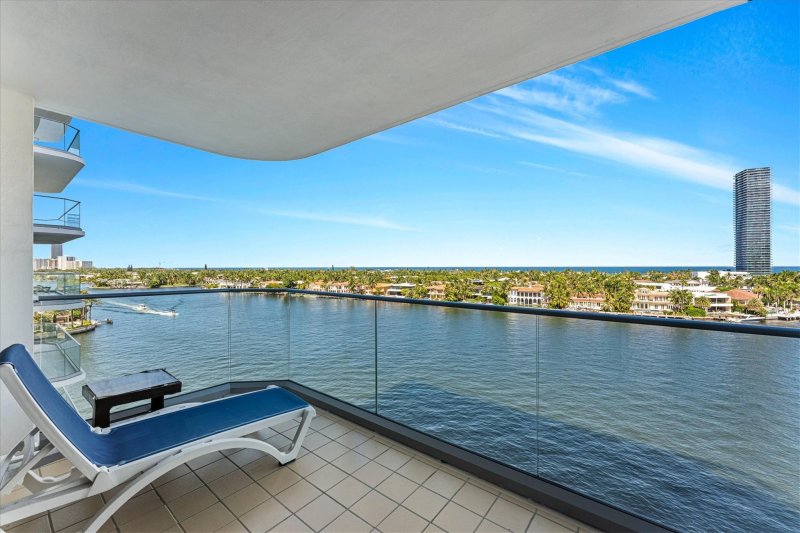 Comprar apartamento en Turnberry Isle 9J