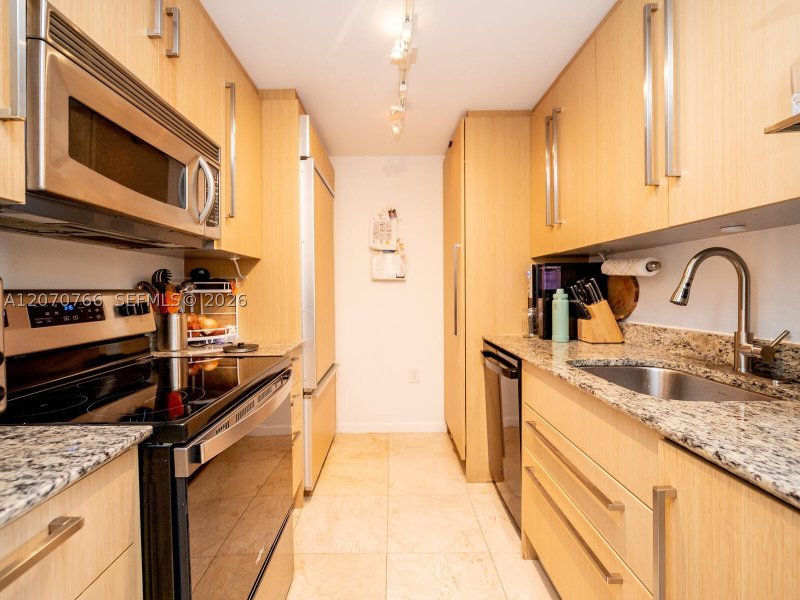 Apartment for rent at Harbour House 1132