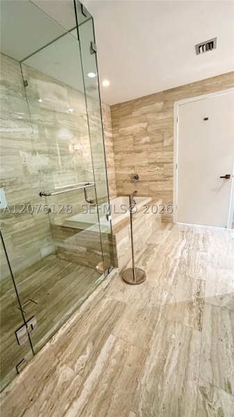 Apartment for rent at Biscayne Beach 2909