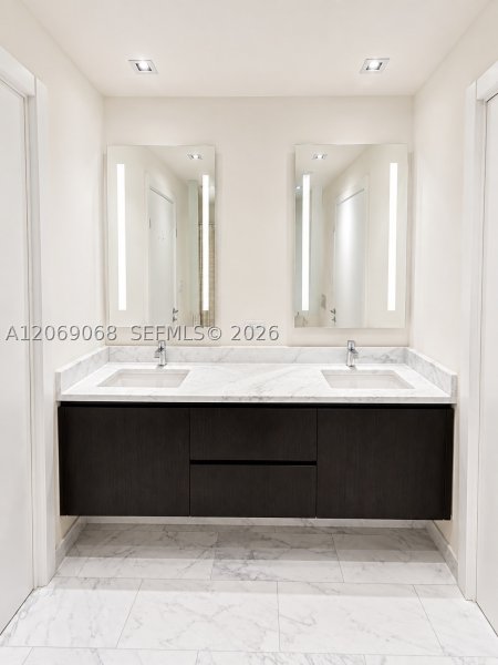 Condo for sale at Echo Brickell 2706