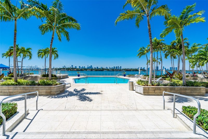 Condo for sale at South Bay Club 509