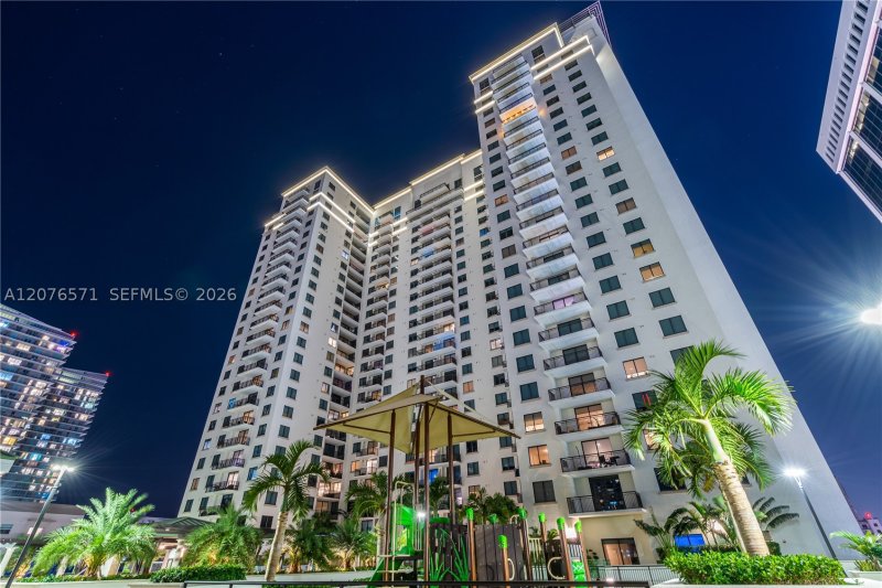 Nine at Mary Brickell Village Apt #1114