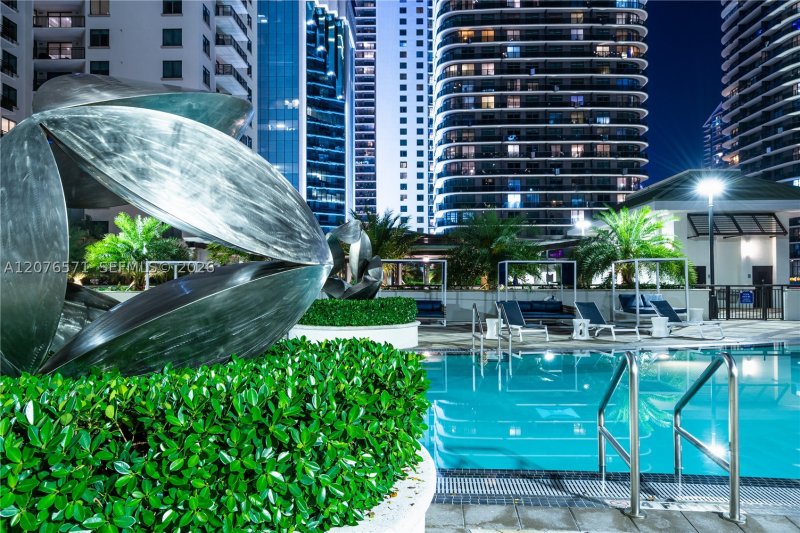 Comprar apartamento no Nine at Mary Brickell Village 1114