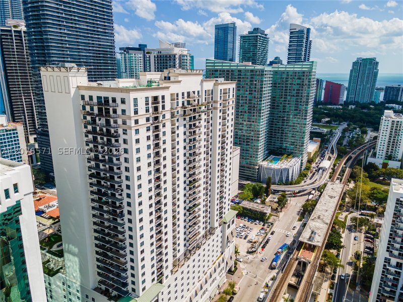 Comprar apartamento no Nine at Mary Brickell Village 1114
