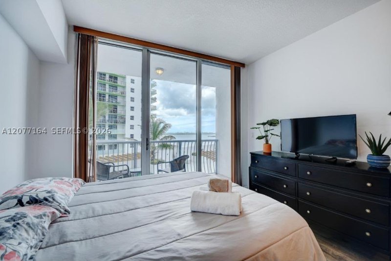 Property photo # 13