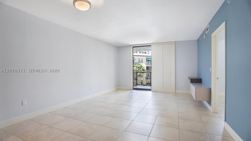 Apartment for rent at 55 Merrick 729