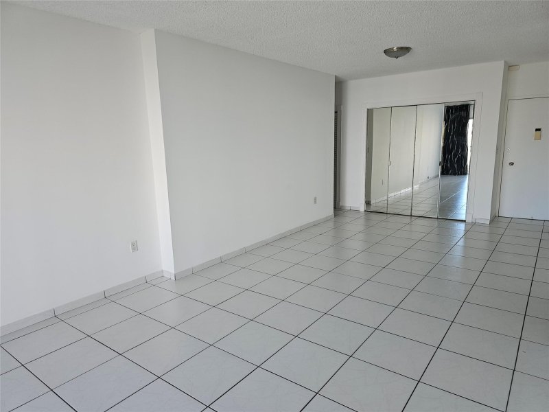 Property photo # 11