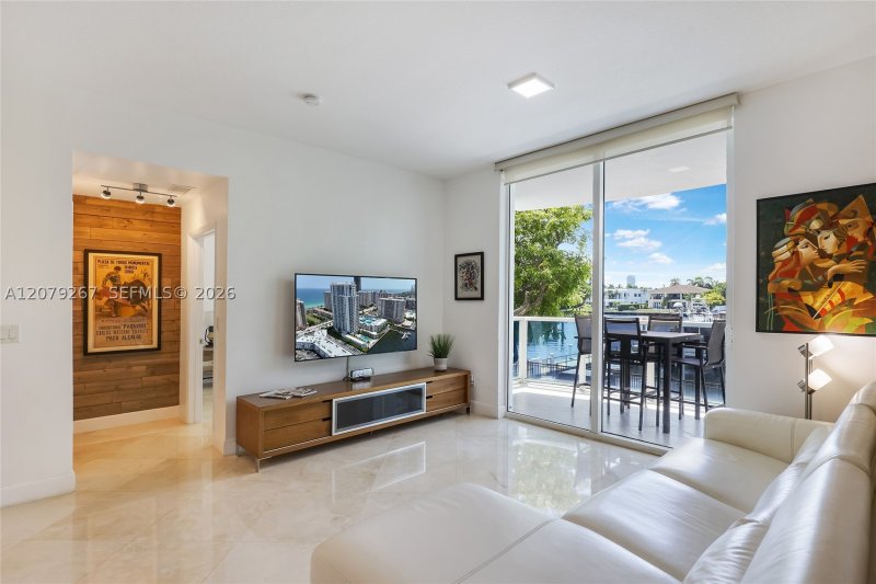 Property photo # 8