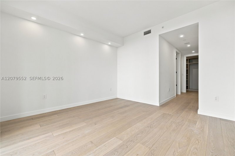 Apartment for rent at 2200 Brickell 413