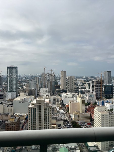 Aluguel de apartamento no 50 Biscayne 3407