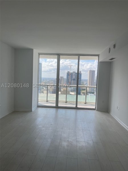 50 Biscayne Apt #3407