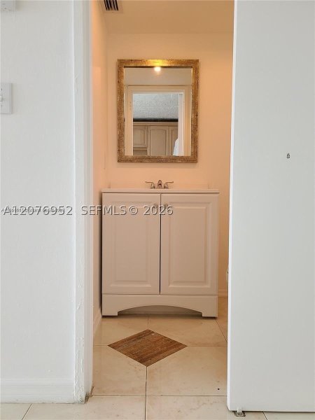 Apartment for rent at Bayview Terrace 1006