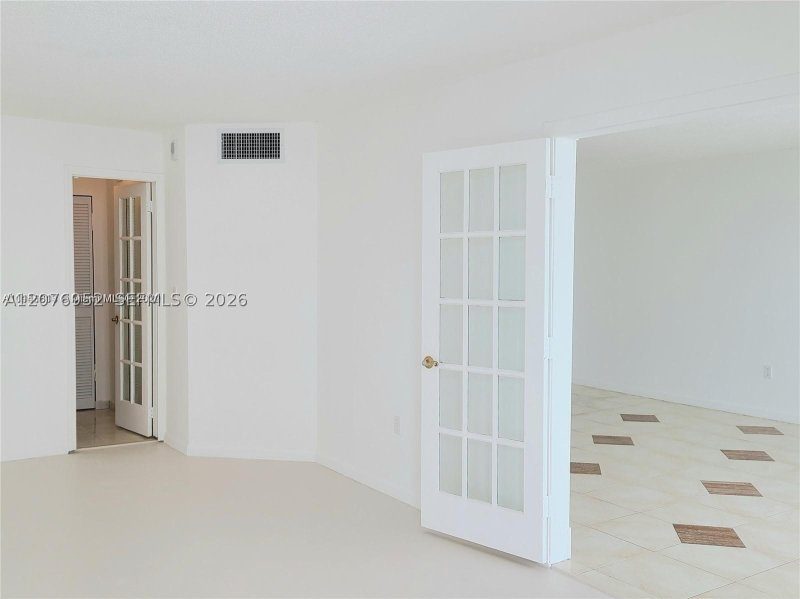 Apartment for rent at Bayview Terrace 1006