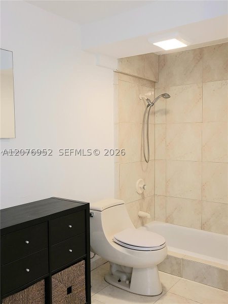 Apartment for rent at Bayview Terrace 1006