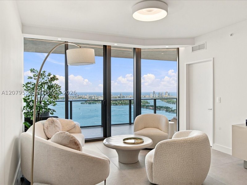 Aria Reserve Miami Apt #5605