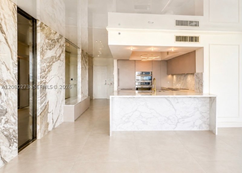 Alquiler de apartamento en La Perla 2907