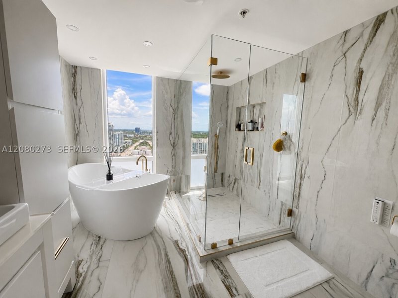 Alquiler de apartamento en La Perla 2907
