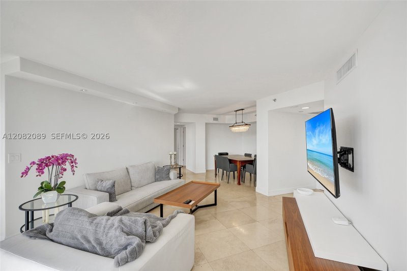 Aluguel de apartamento no 1000 Williams Island 1403