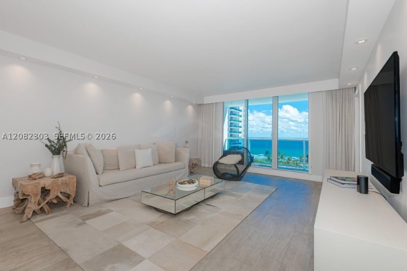 Alquiler de apartamento en Roney Palace 738