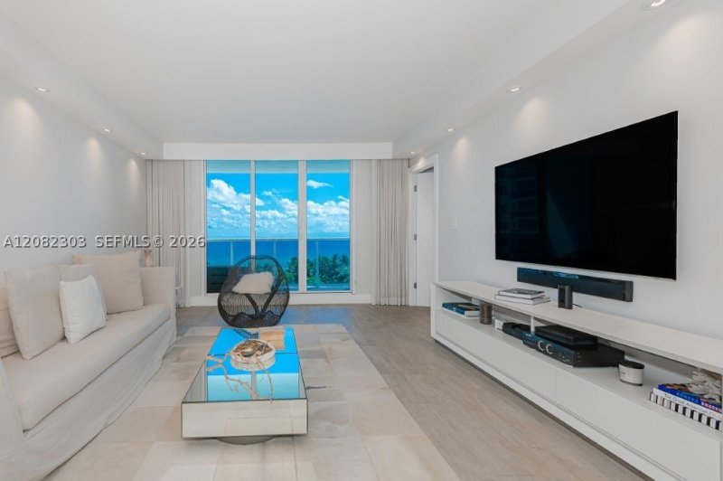 Alquiler de apartamento en Roney Palace 738