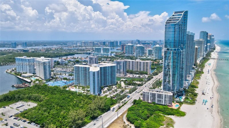 Apartment for rent at Arlen House 1114
