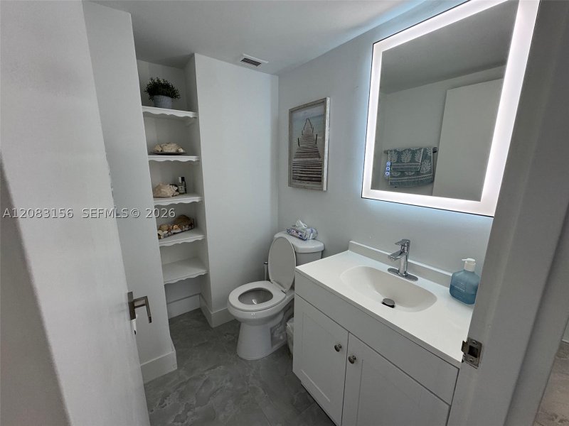 Alquiler de apartamento en Four Winds Condo 504