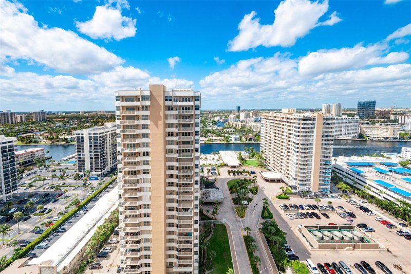 Comprar apartamento en The Hemispheres 22P