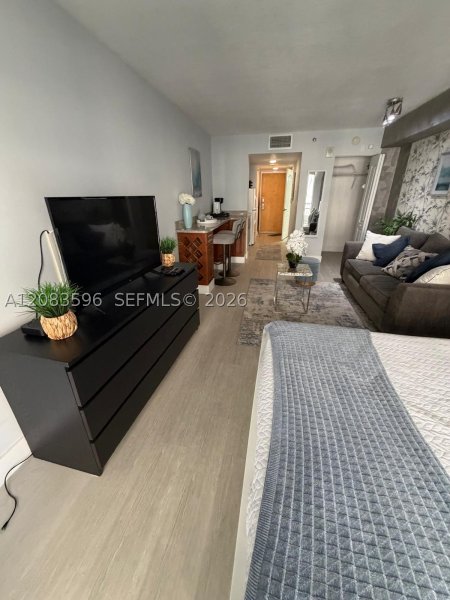 Apartment for rent at The Club At Brickell Bay 1610