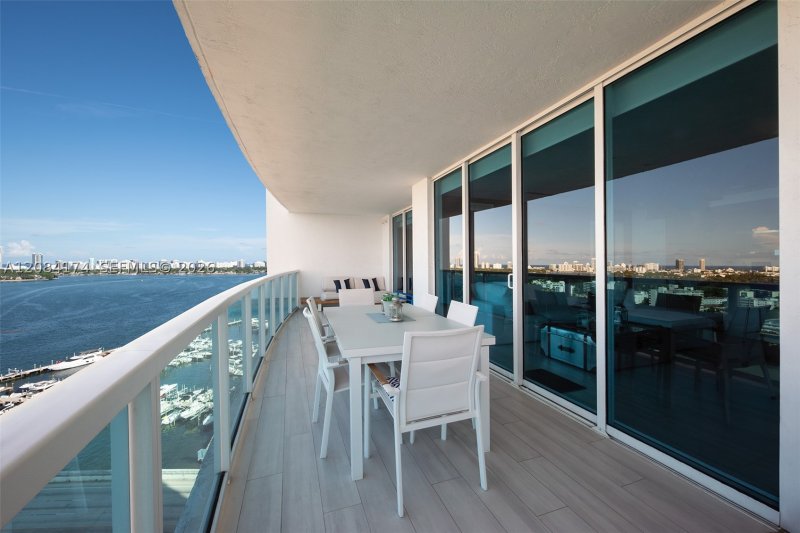 Comprar apartamento no The Bridgewater 1901