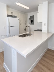 Property photo # 11