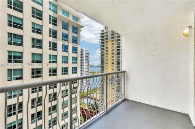 The Club At Brickell Bay Apt #2510