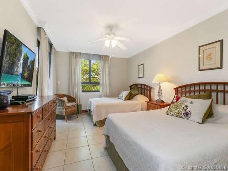Property photo # 6