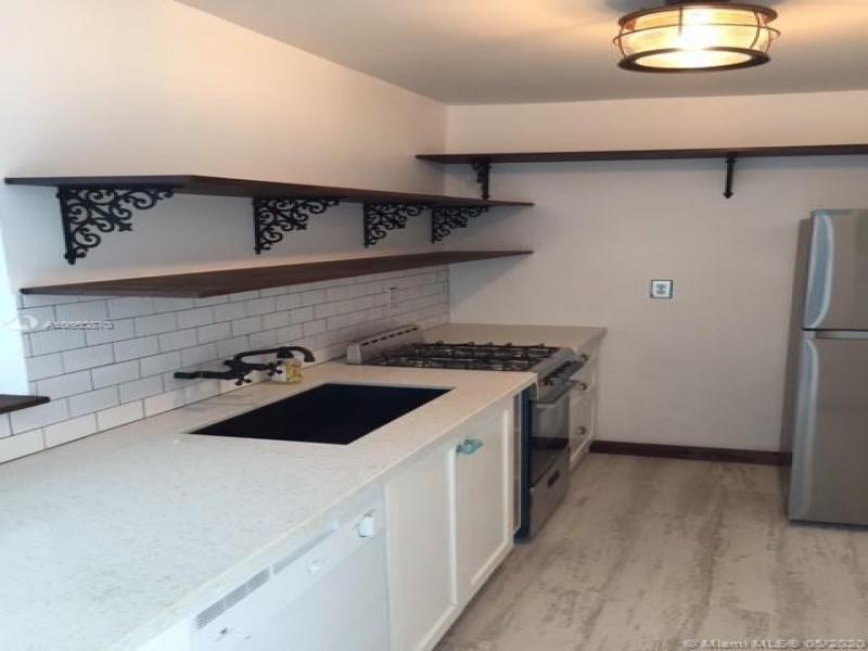 Property photo # 6